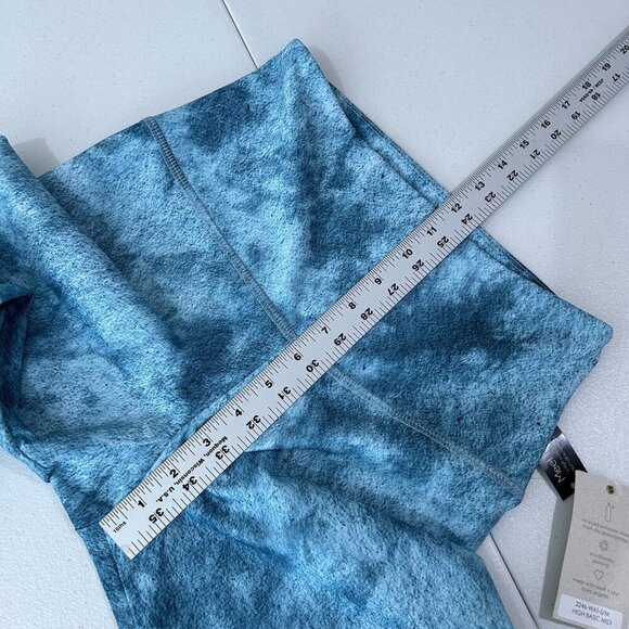 Onzie Womens Pants Small Blue Tie Dye High Rise Midi 7/8 Leggings Performance - Picture 3 of 13